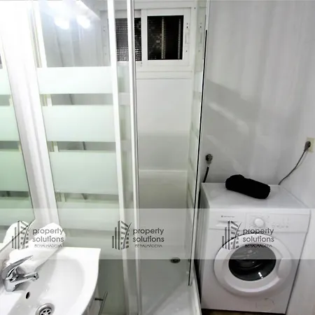 47 Hercules Estudio. Vistas Al Jardin Y La Piscina. Cercano Al Centro. Excelente Ubicacion. *